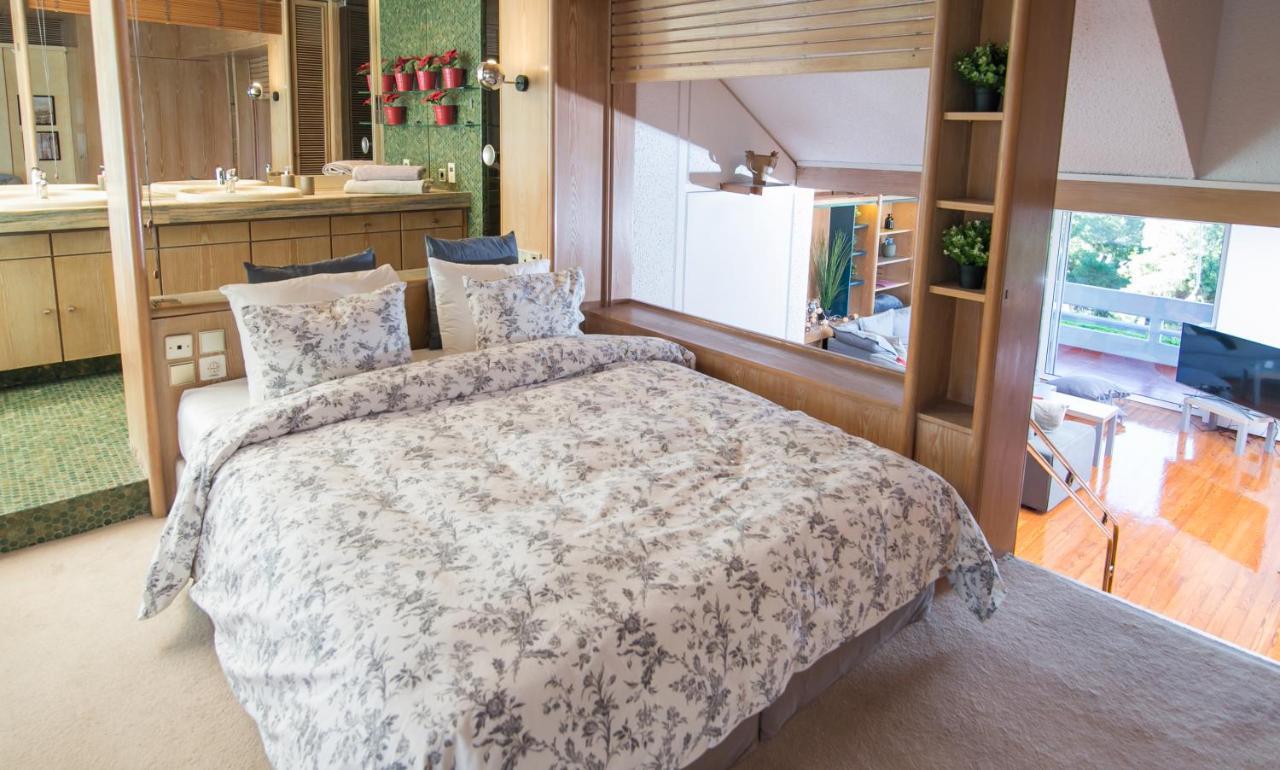One-Of-A-Kind Athens Riviera Apartment Eksteriør billede